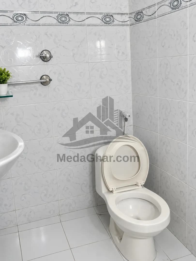 6.43 Marla flat for sale in Clifton, Karachi